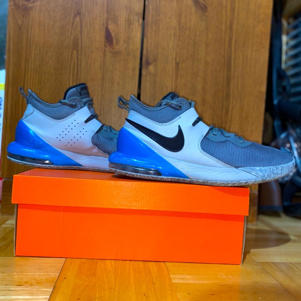 Nike Air Max Impact